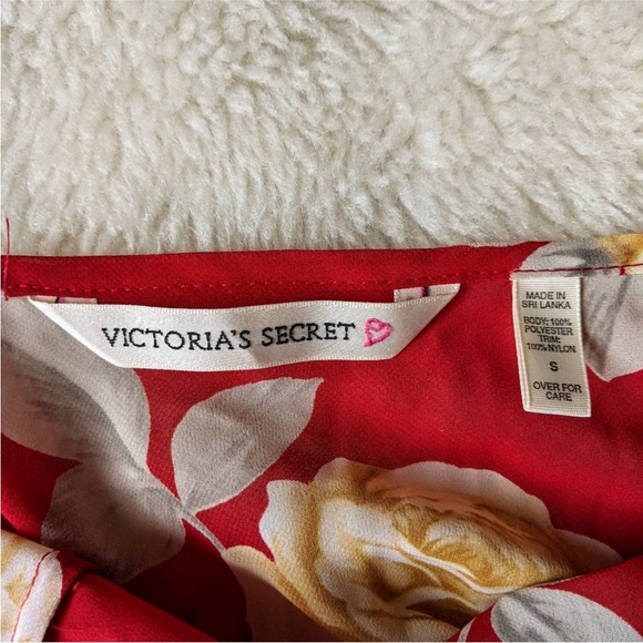 Vintage Victoria’s Secret night gown - Picture 4 of 4